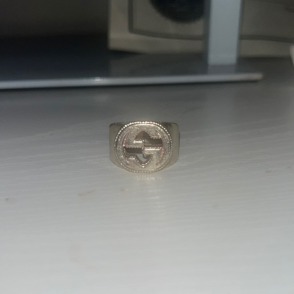 Gucci Ring - Picture 1 of 3